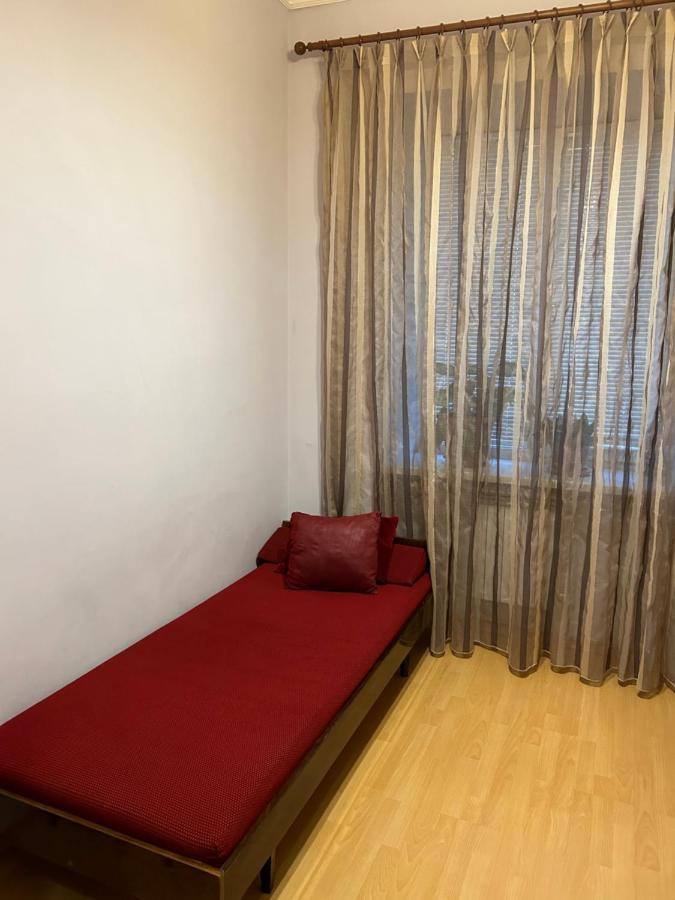 Apartment On Hanrapetutyan Street Yerevan Exterior foto